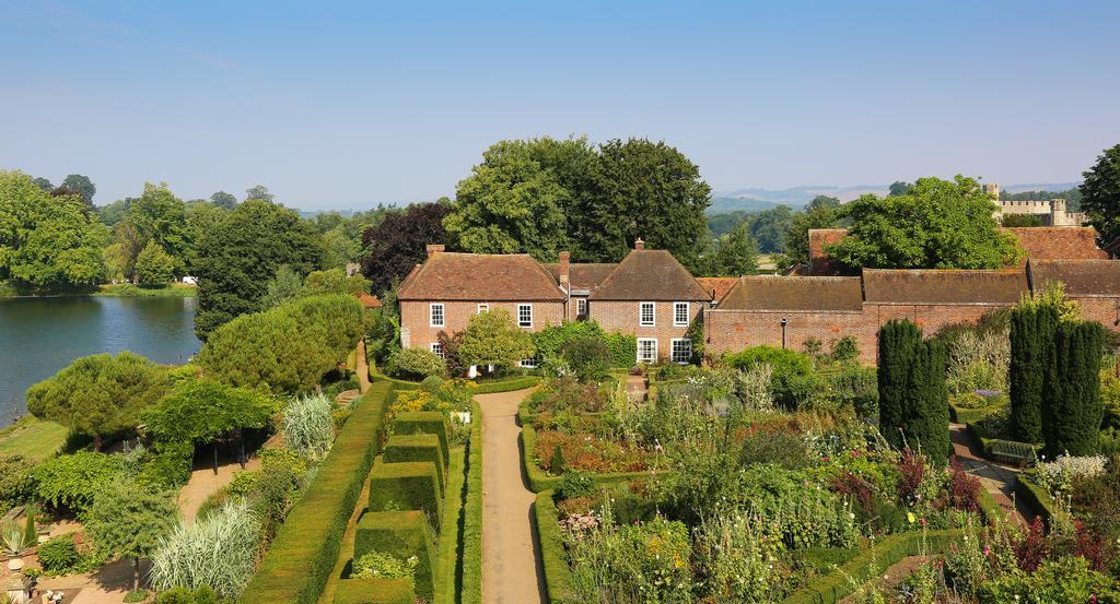 Leeds Castle Stable Courtyard Bed And Breakfast Maidstone Ngoại thất bức ảnh