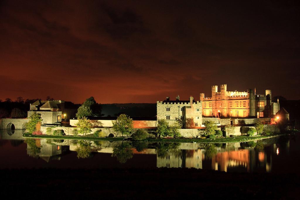 Leeds Castle Stable Courtyard Bed And Breakfast Maidstone Ngoại thất bức ảnh